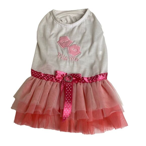 'Kiss Me' Tulle Skirt Dog Dress - Picture 2 of 9